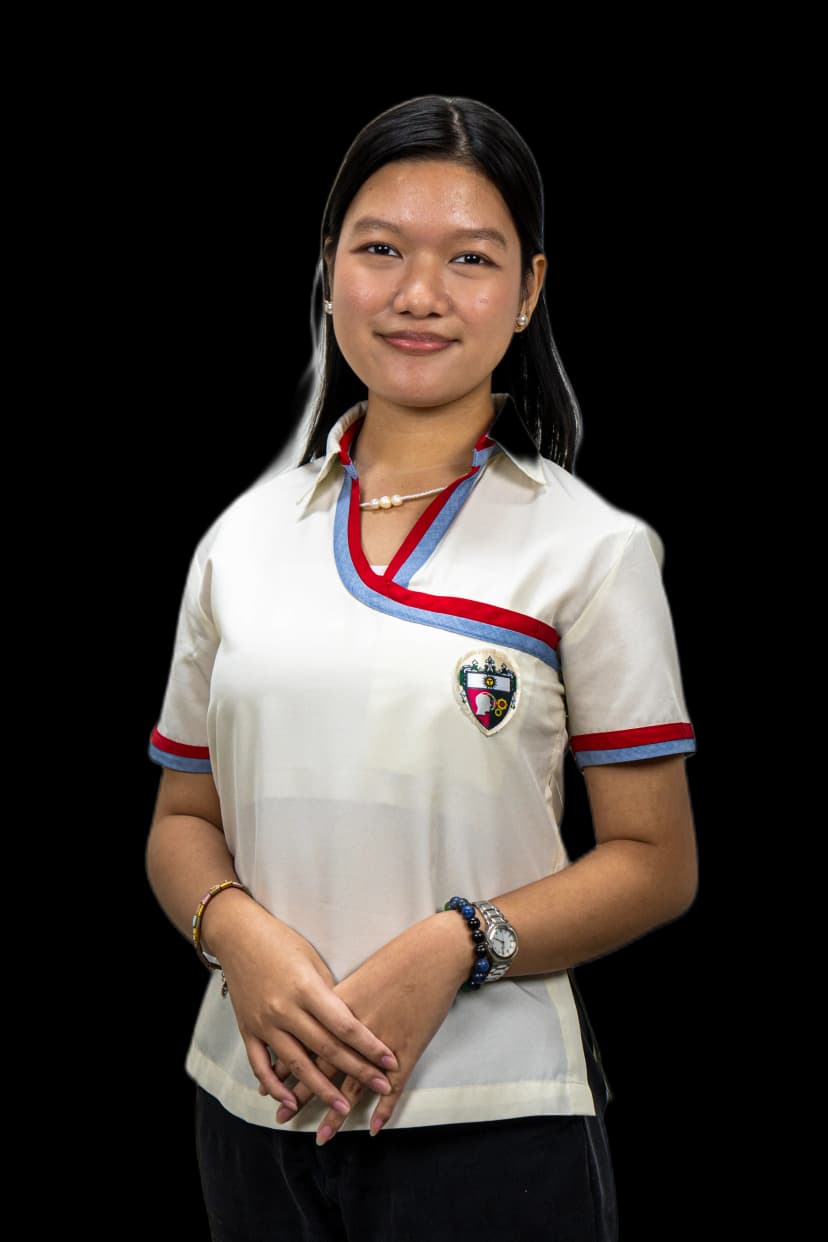 Claire Abas headshot